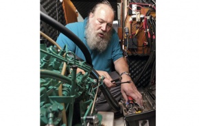 Самостоятельная диагностика и починка судового двигателя