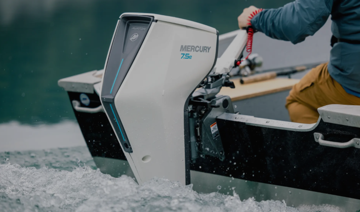 На рынок вышли электрические подвесные лодочные двигатели Mercury Avator